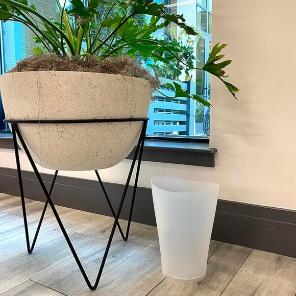 Home Trash Container - Picture 2 of 6